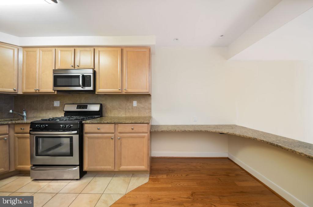 1634-38 Lombard St #3 Property Photo 4