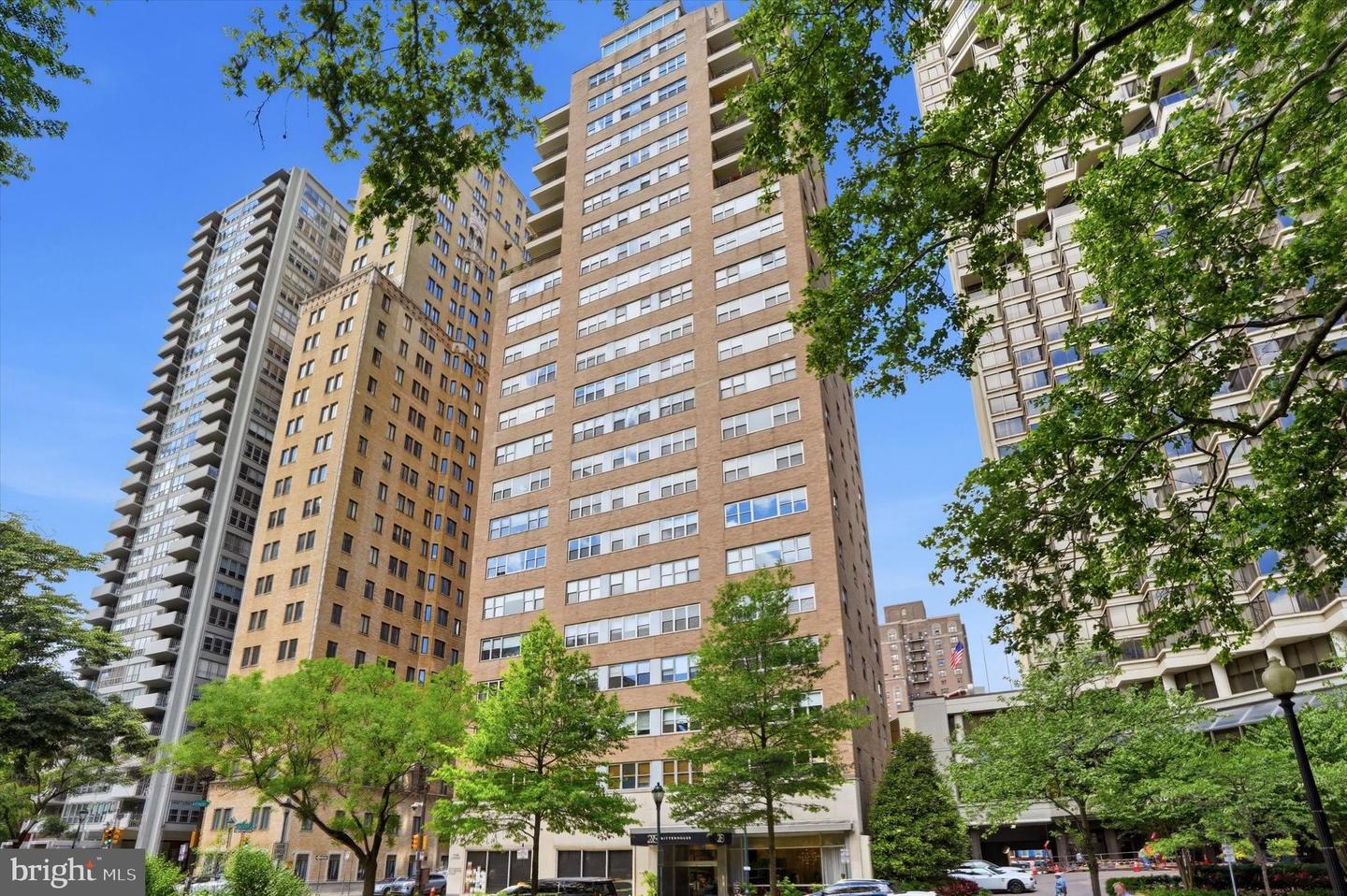 220 W RITTENHOUSE SQ #5D Property Photo 1