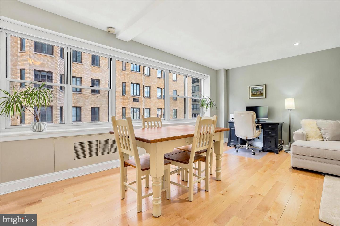 220 W Rittenhouse Sq #5d Property Photo 7