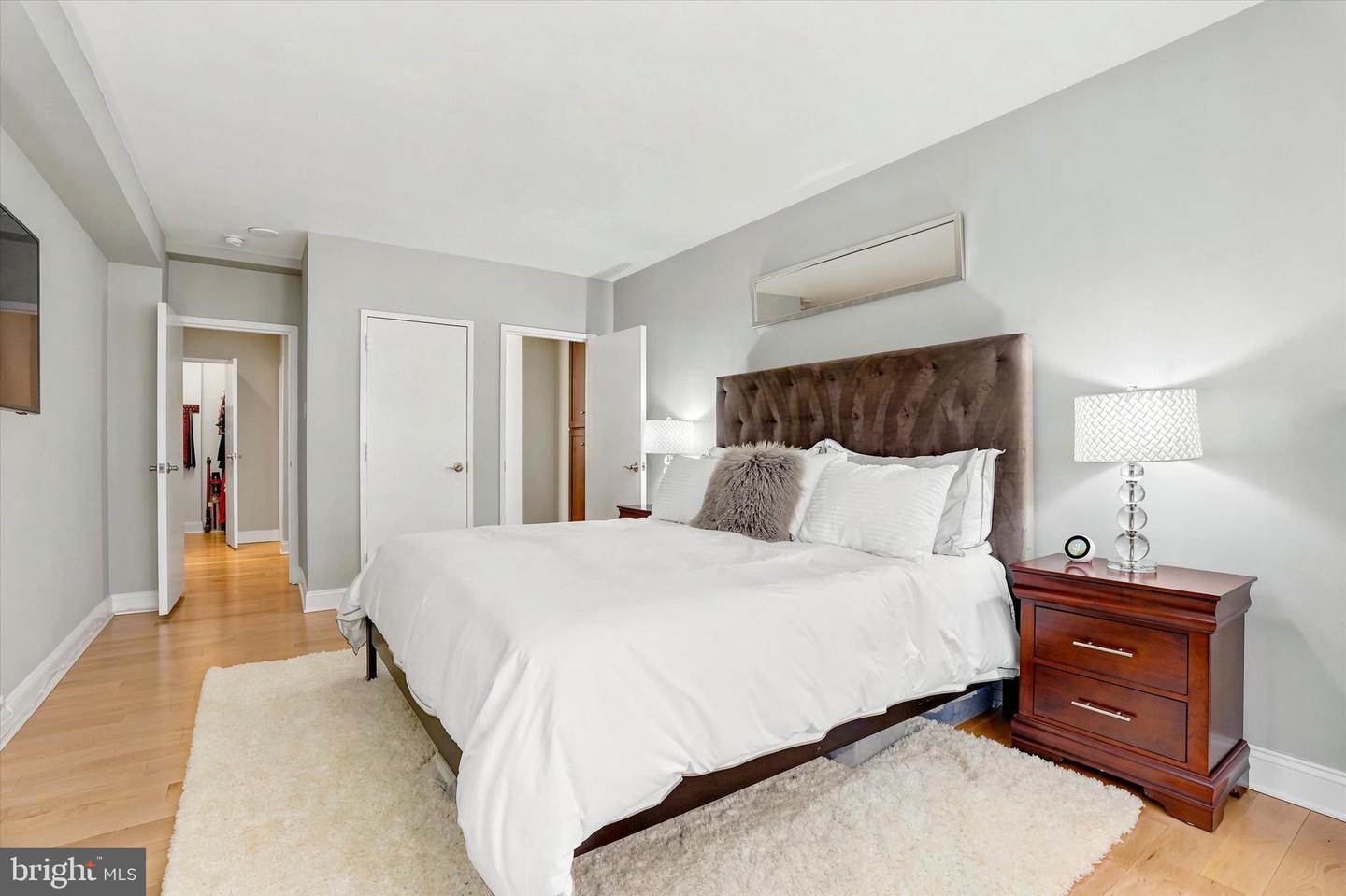 220 W Rittenhouse Sq #5d Property Photo 17