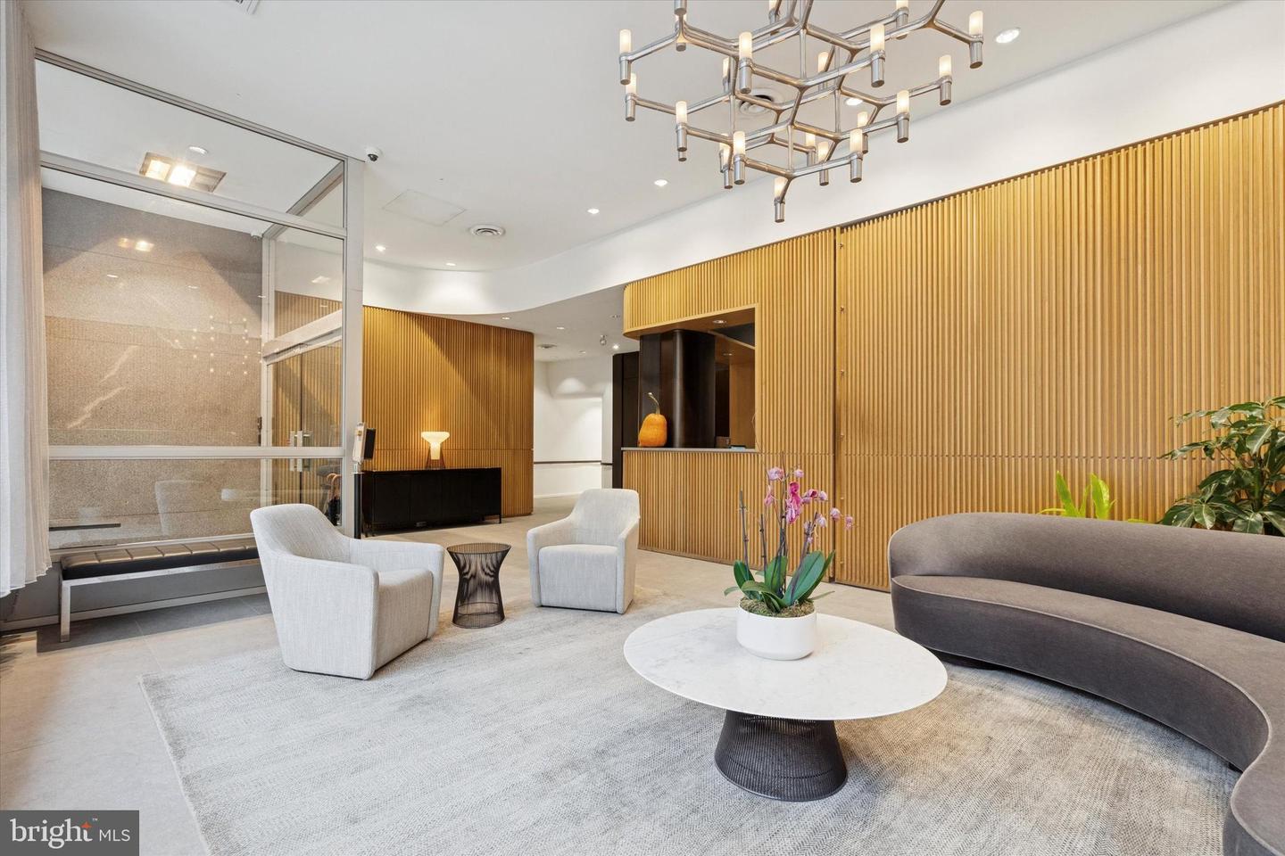 220 W Rittenhouse Sq #5d Property Photo 24