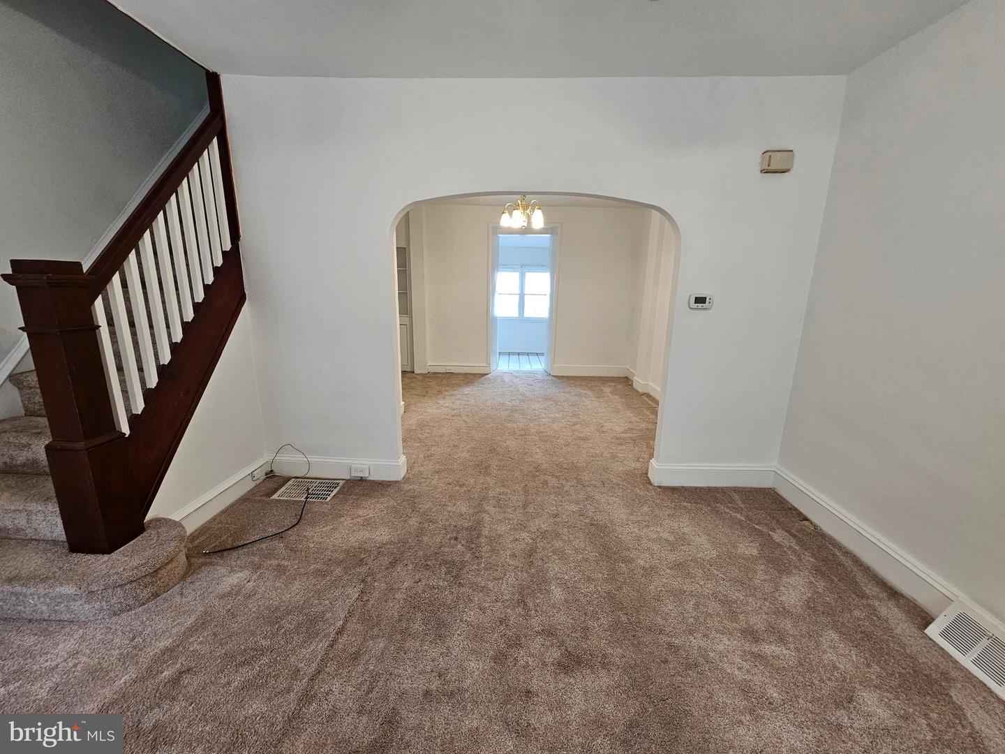 180 Krams Ave Property Photo 8