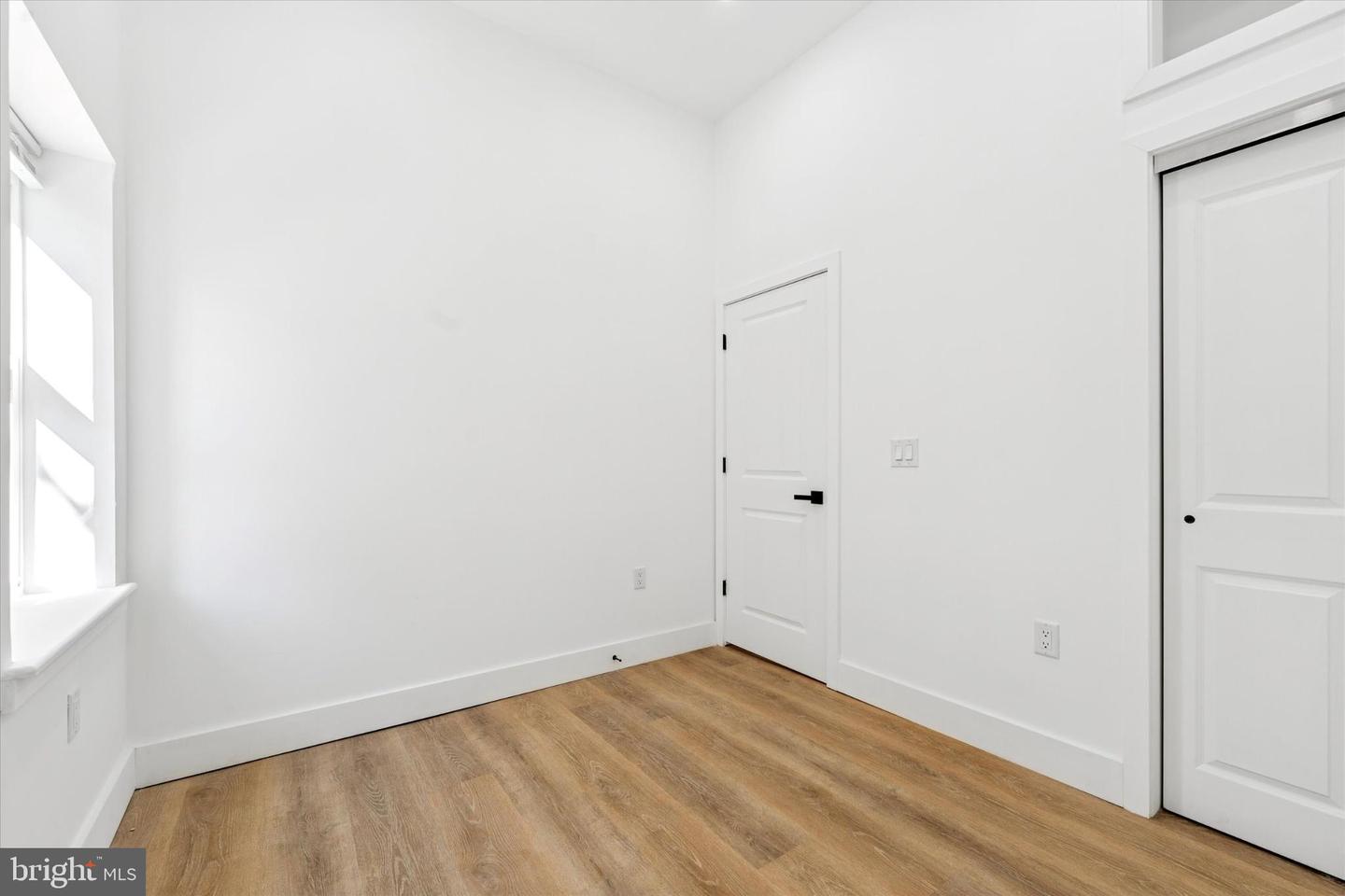 2424 W Thompson St #3 Property Photo 14