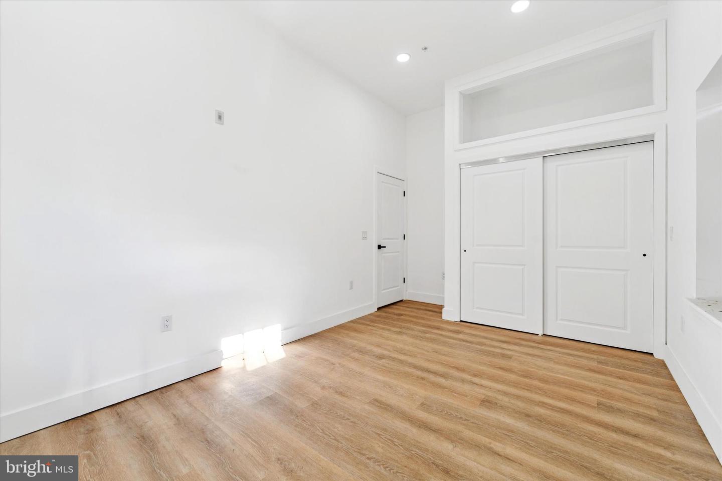 2424 W Thompson St #3 Property Photo 15