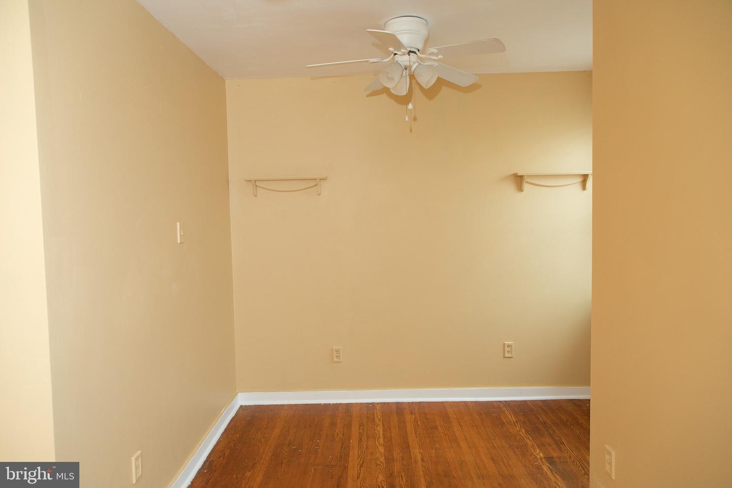 4209 Benner St Property Photo 20