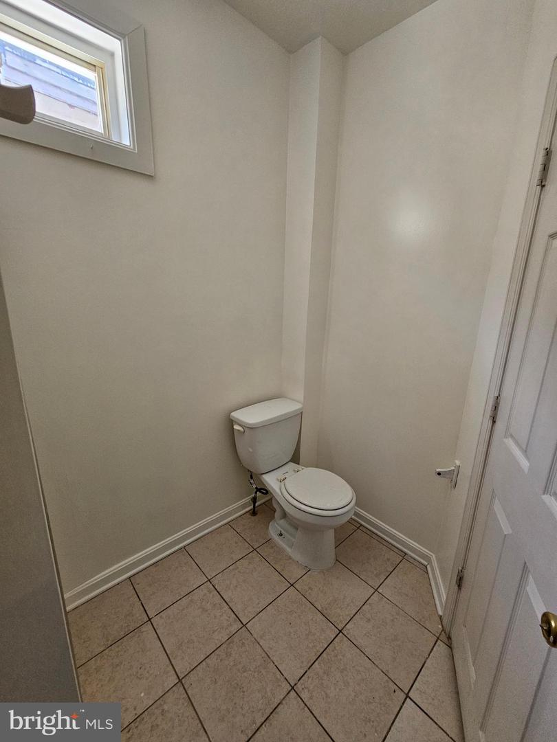 2955 N Reese St #2nd Fl Property Photo 8