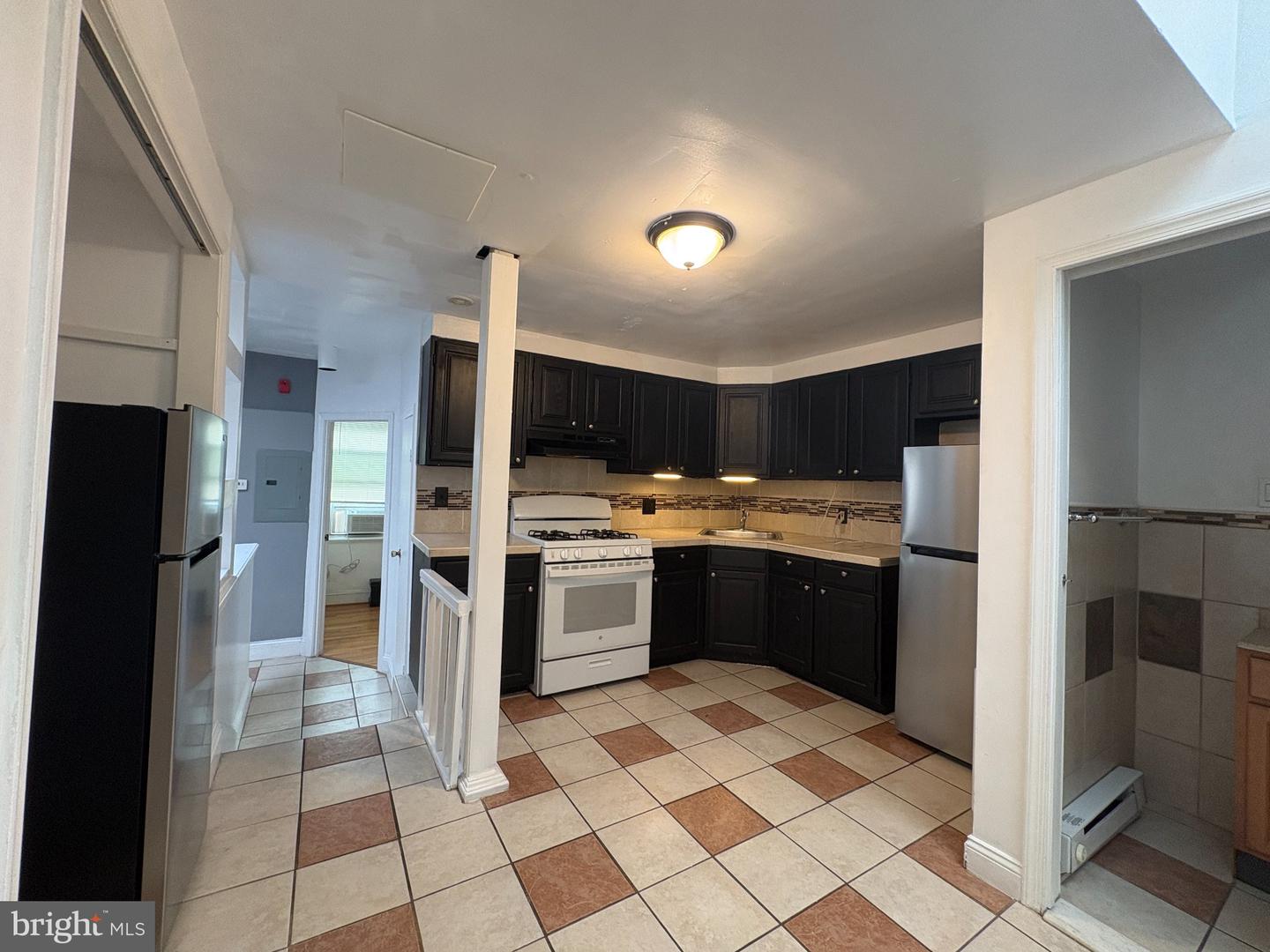 3711 Lancaster Ave #3 Property Photo 6