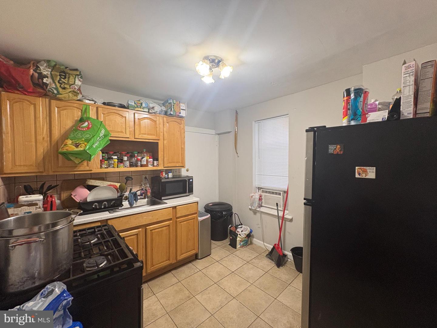 5217 Rodman St Property Photo 3