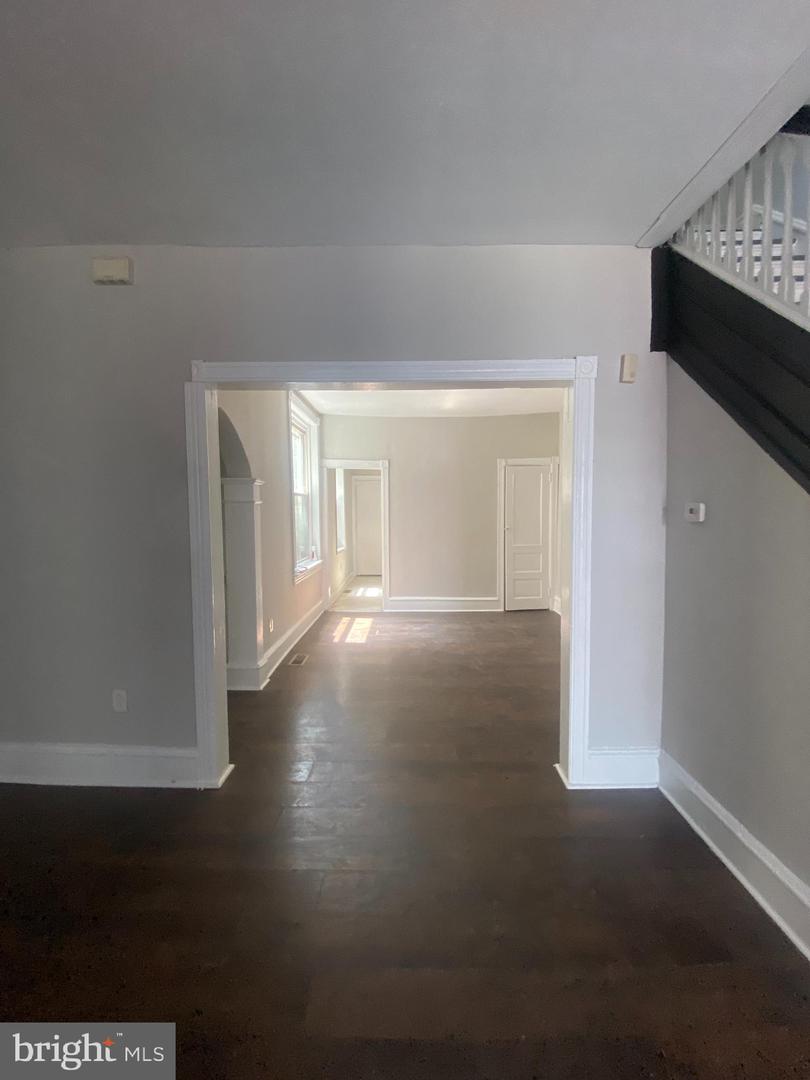 139 W Hansberry St Property Photo 10