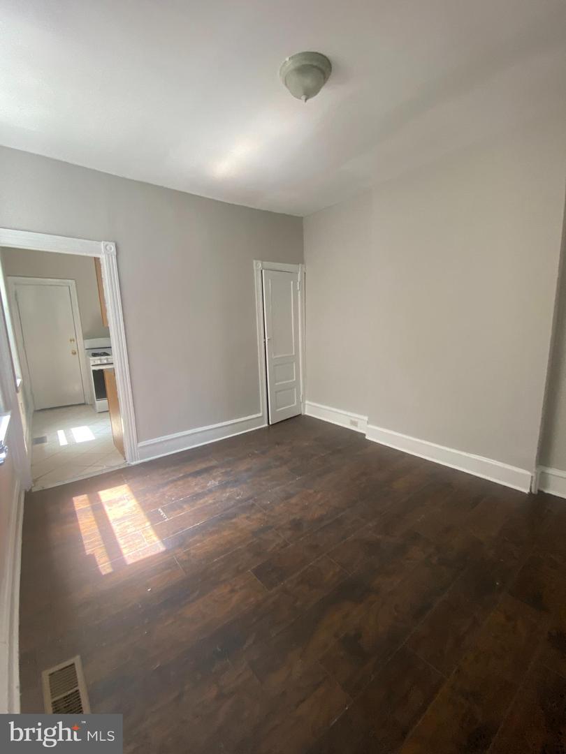 139 W Hansberry St Property Photo 13