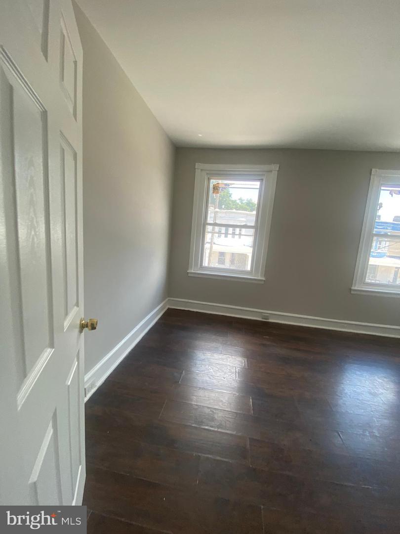 139 W Hansberry St Property Photo 51