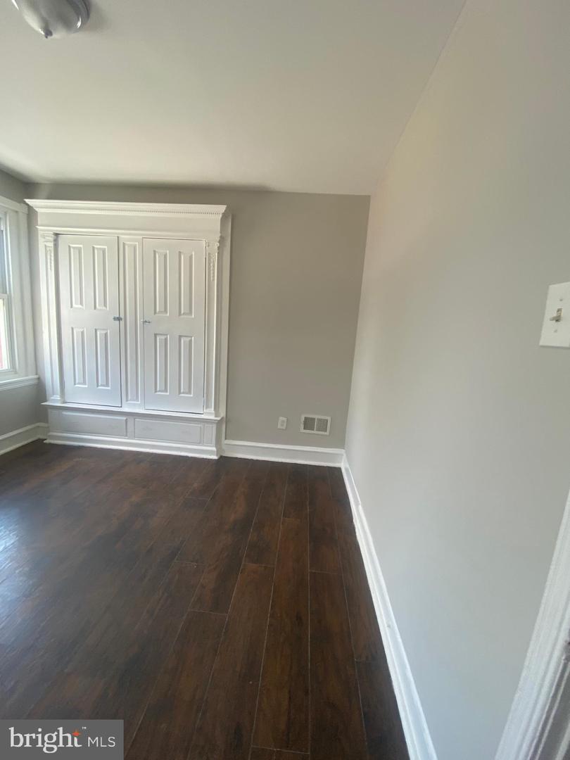 139 W Hansberry St Property Photo 53