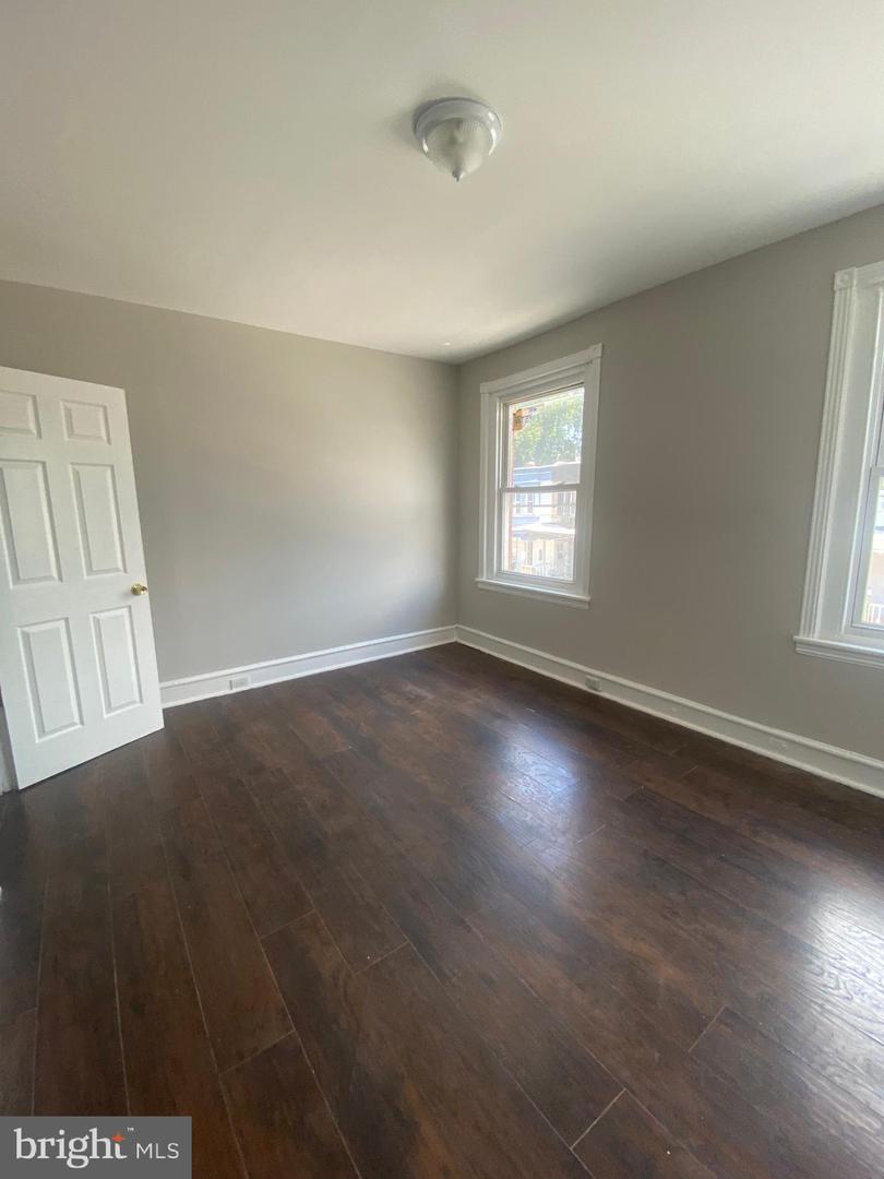 139 W Hansberry St Property Photo 54