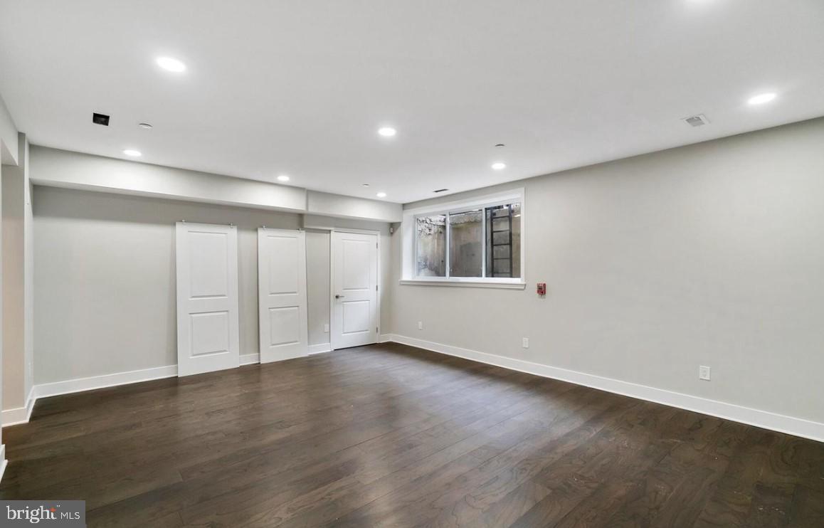 1436 Montrose St #a Property Photo 13