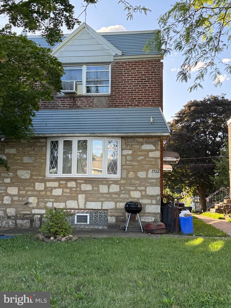 7722 Fairfield St Property Photo 1