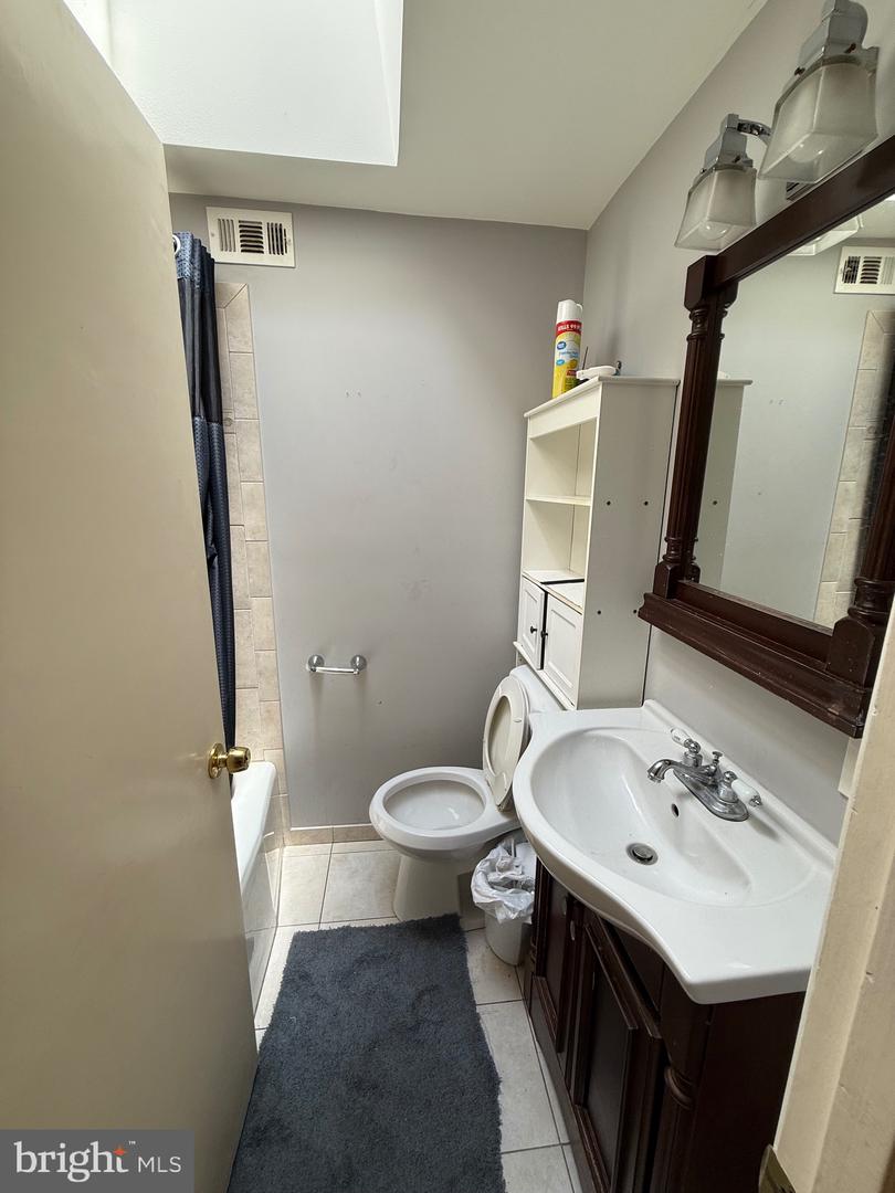 7722 Fairfield St Property Photo 14