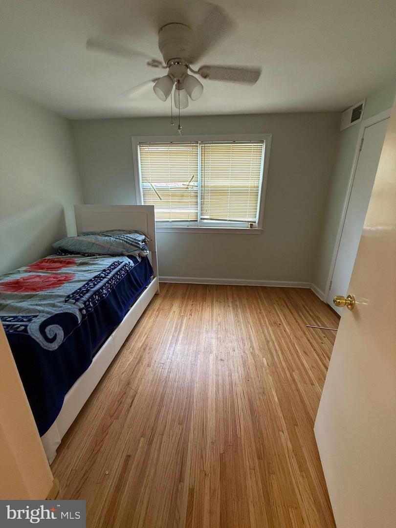 7722 Fairfield St Property Photo 18