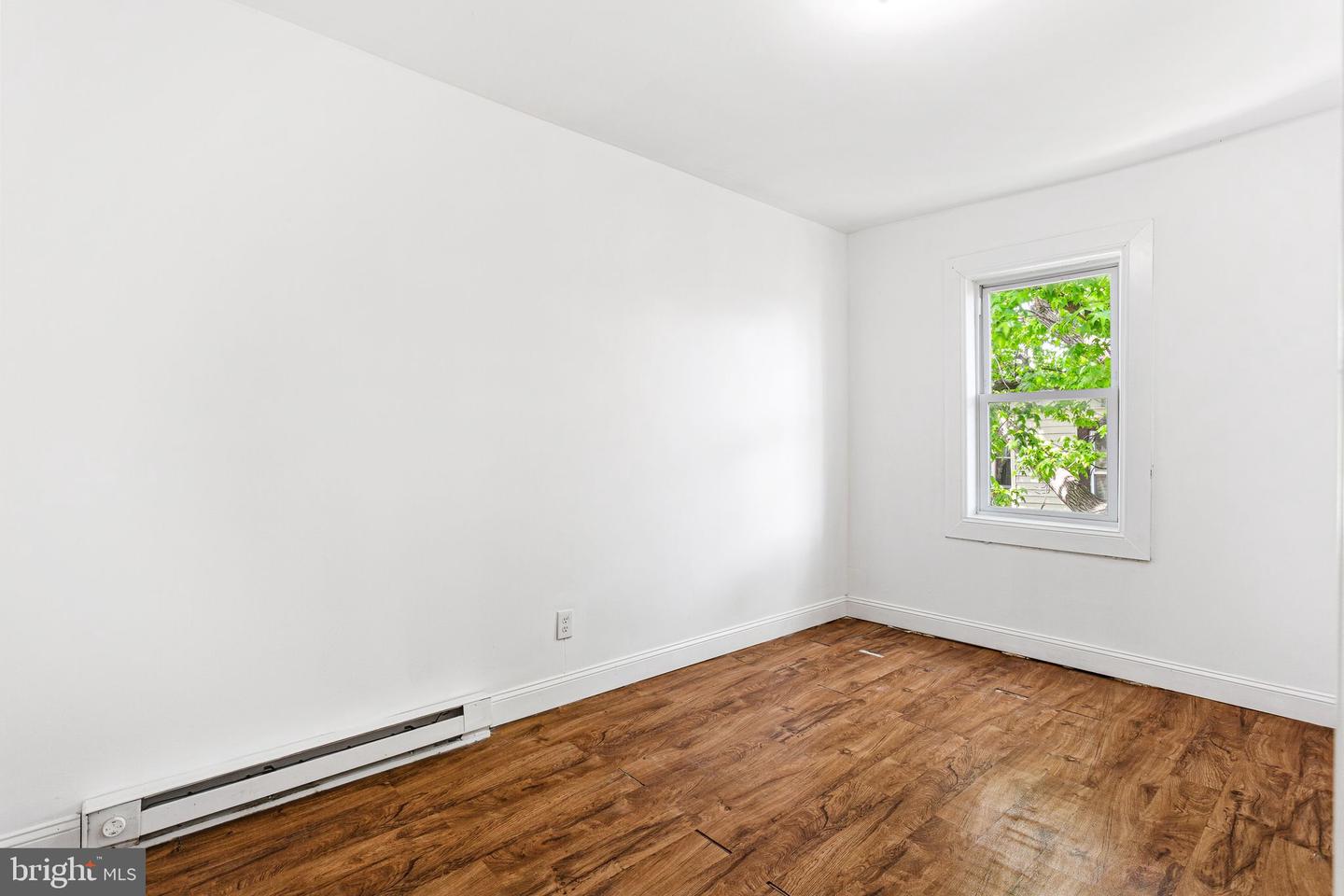 522 S Yewdall St Property Photo 7