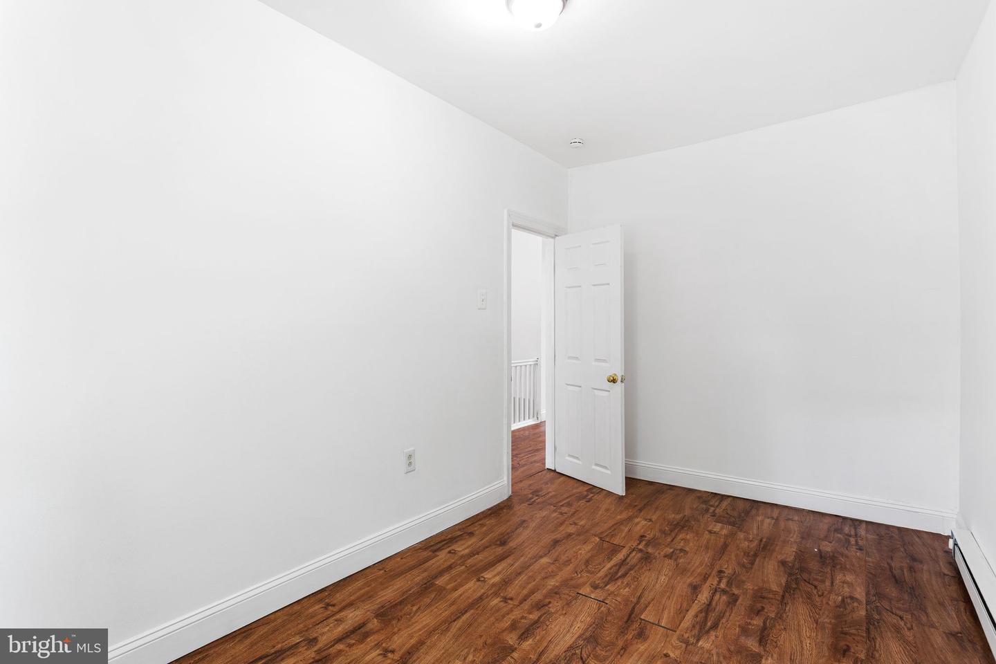 522 S Yewdall St Property Photo 8