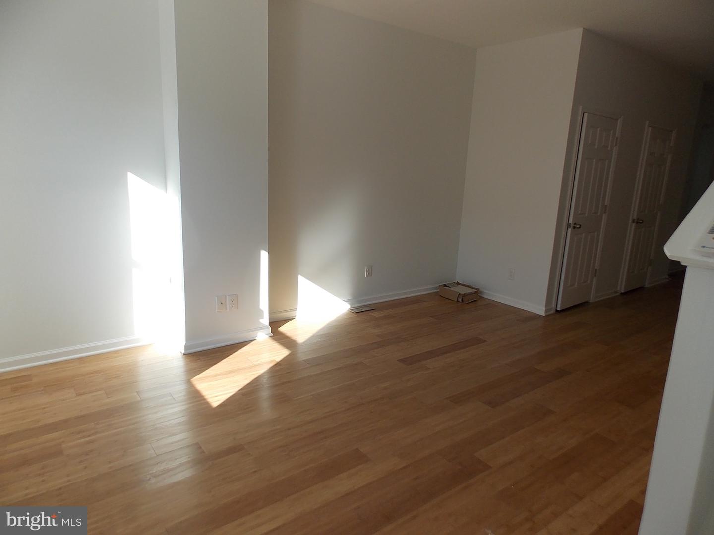 5619 Arch St Property Photo 2