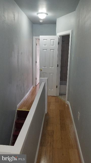 868 N Farson St Property Photo 8
