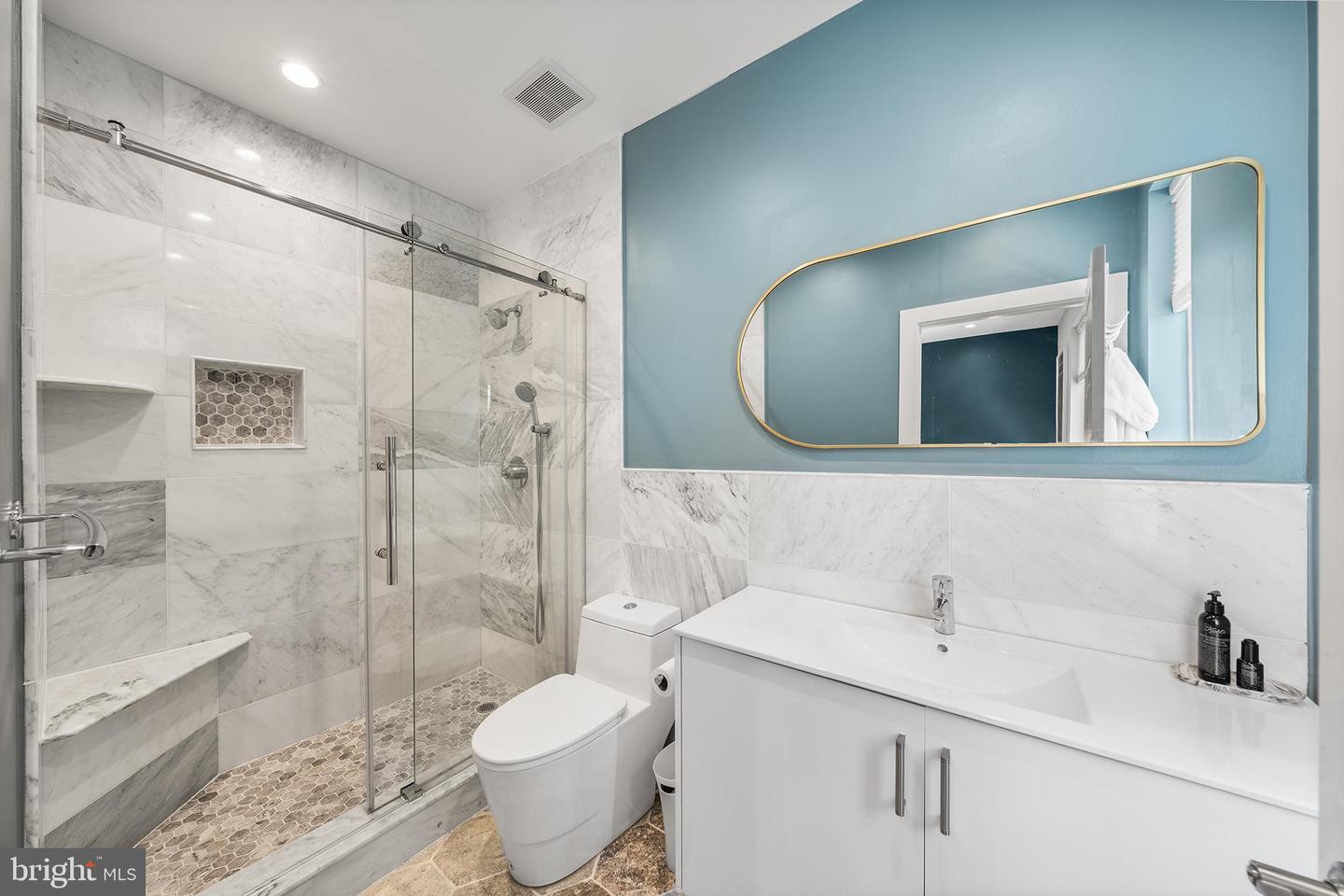 1405-21 Frankford Ave #403 Property Photo 22