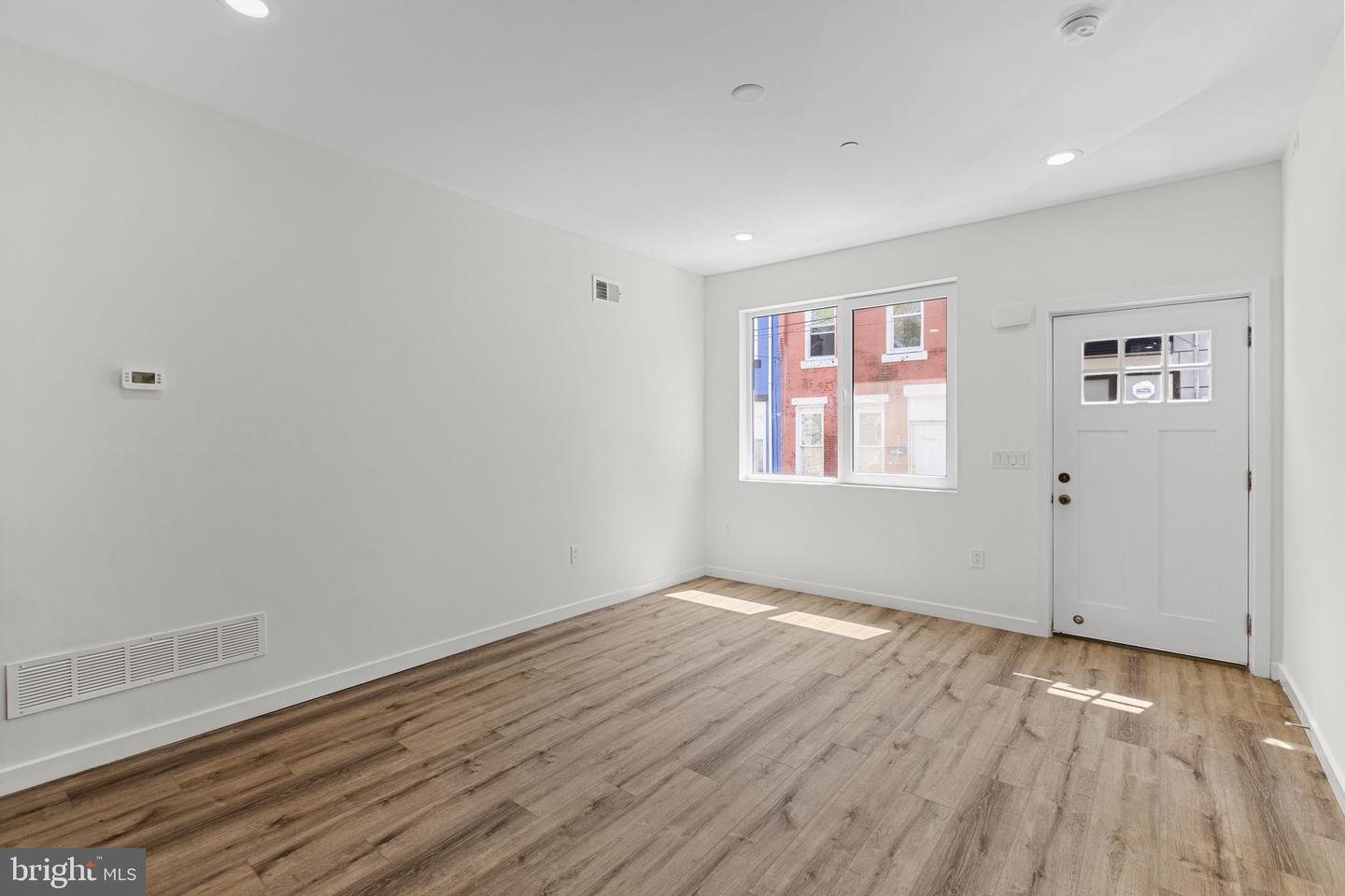 1814 N Marston St Property Photo 2
