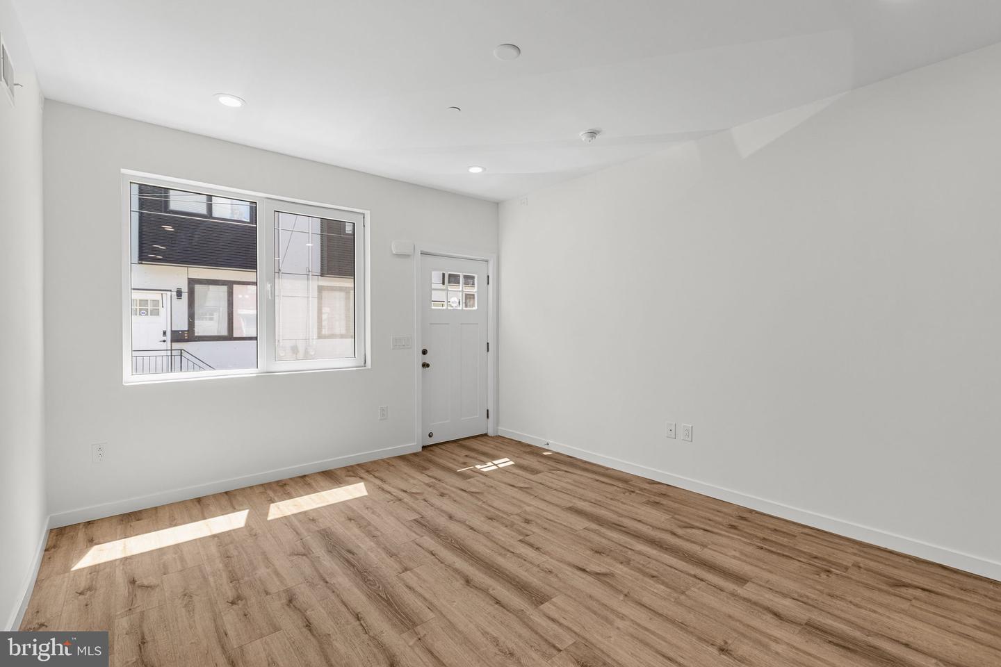 1814 N Marston St Property Photo 3