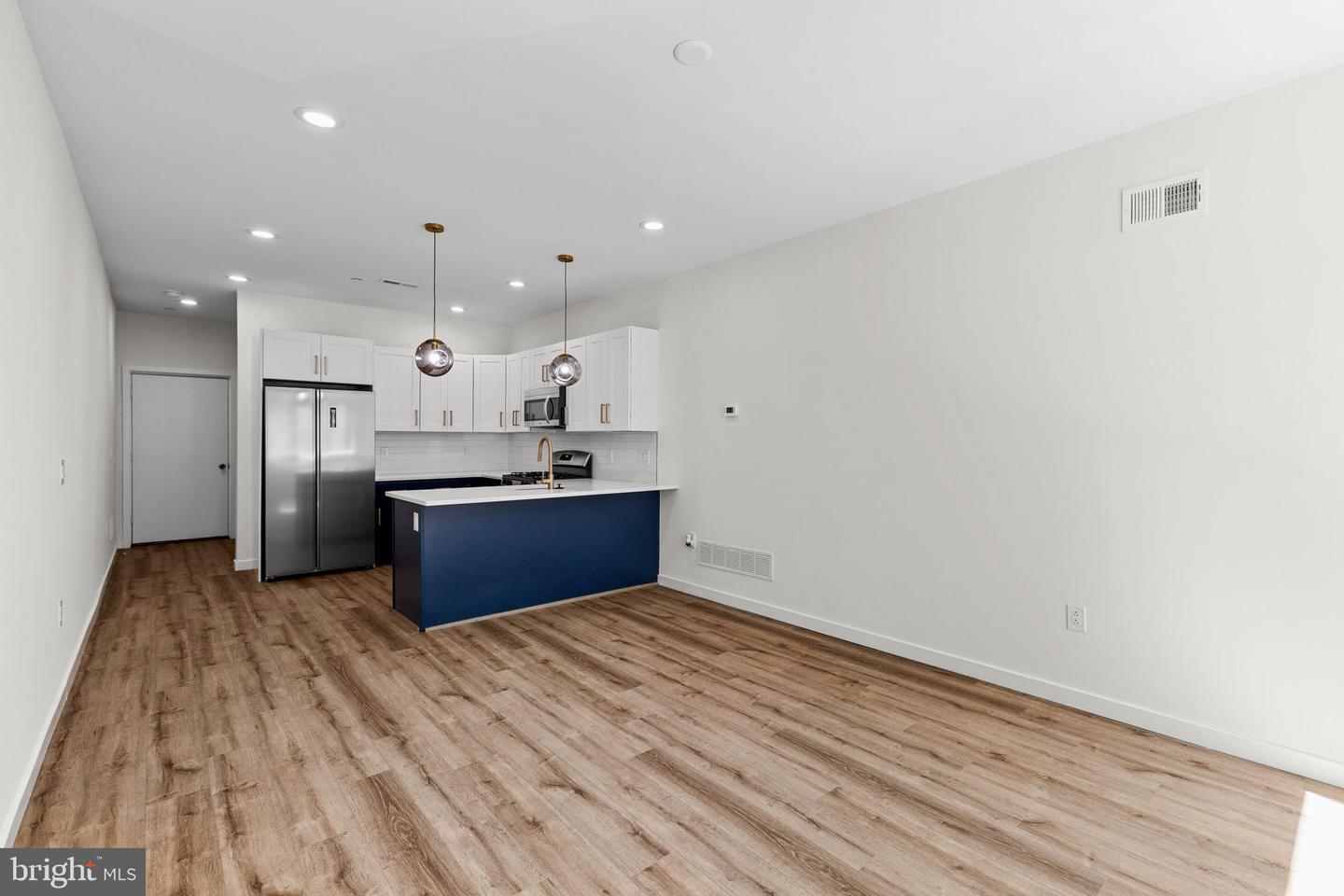 1814 N Marston St Property Photo 4