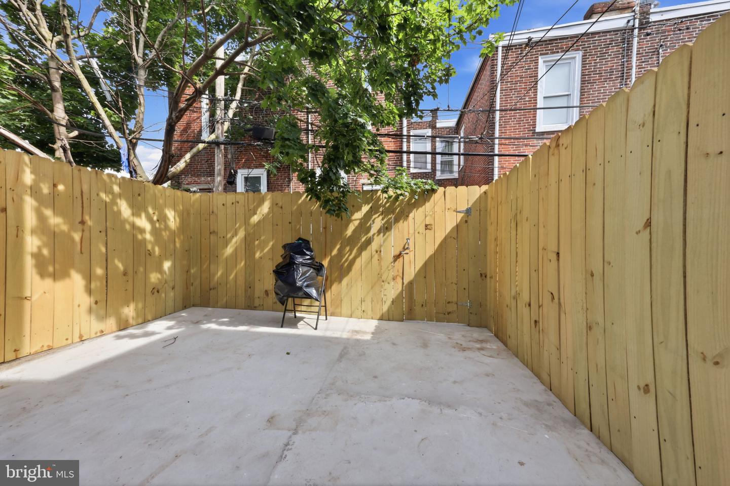 5347 Lesher St Property Photo 26