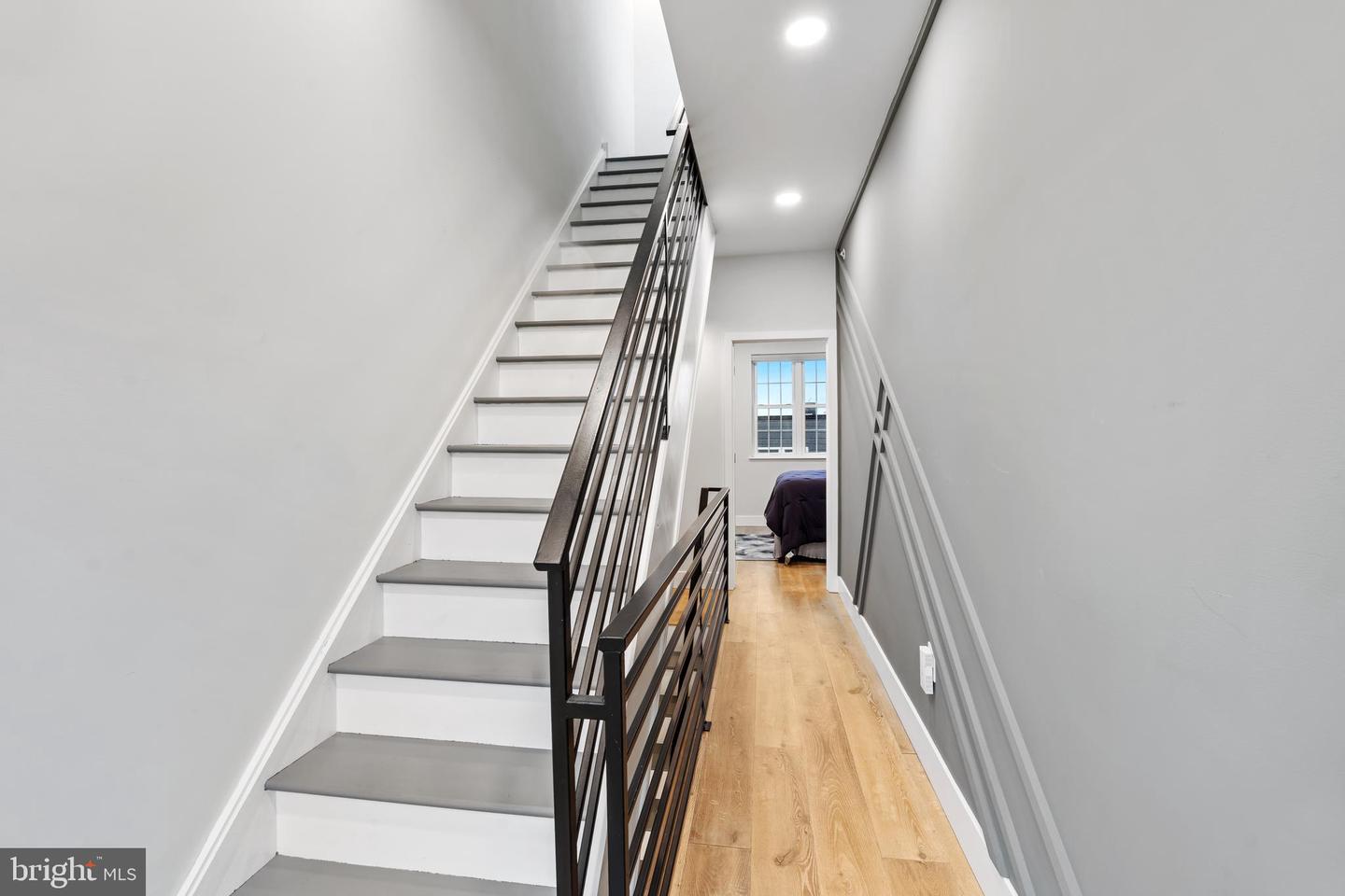 1452 N Newkirk St Property Photo 22