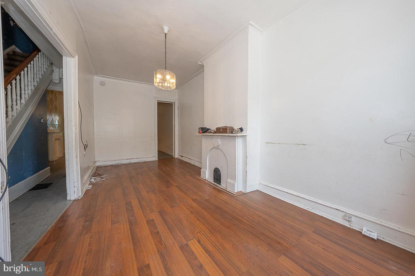 2427 W Norris St Property Photo 4