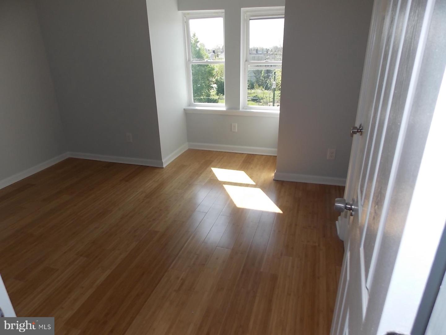 5241 Chester Ave Property Photo 15