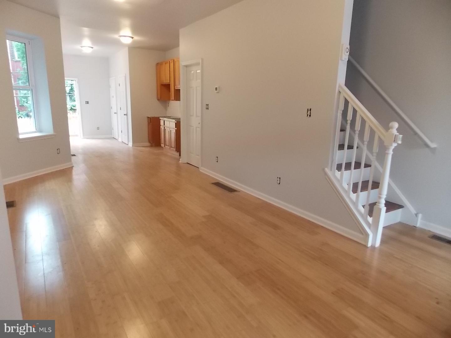 1658 S 54th St Property Photo 3