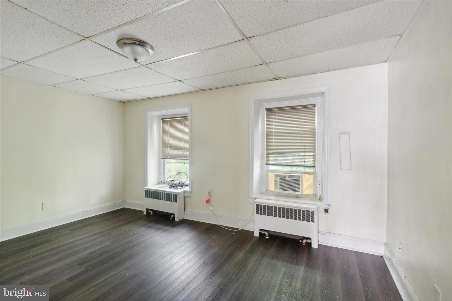 448 Krams Ave #3 Property Photo 10