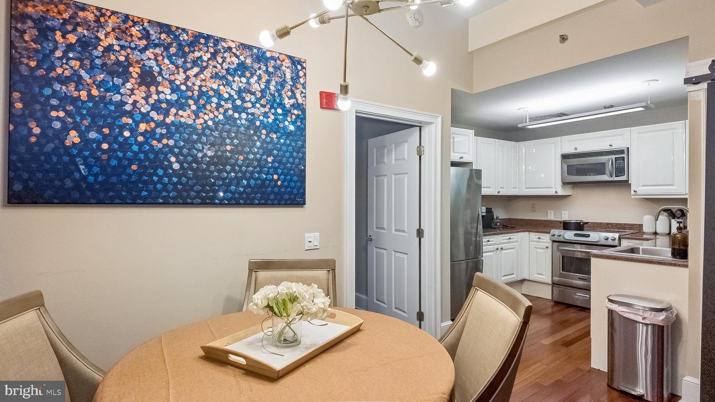 1500 Chestnut St #8i Property Photo 10