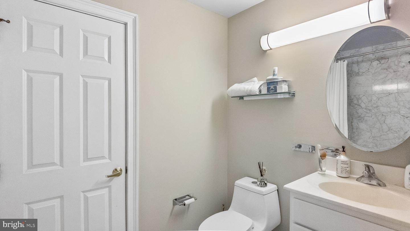 1500 Chestnut St #8i Property Photo 16