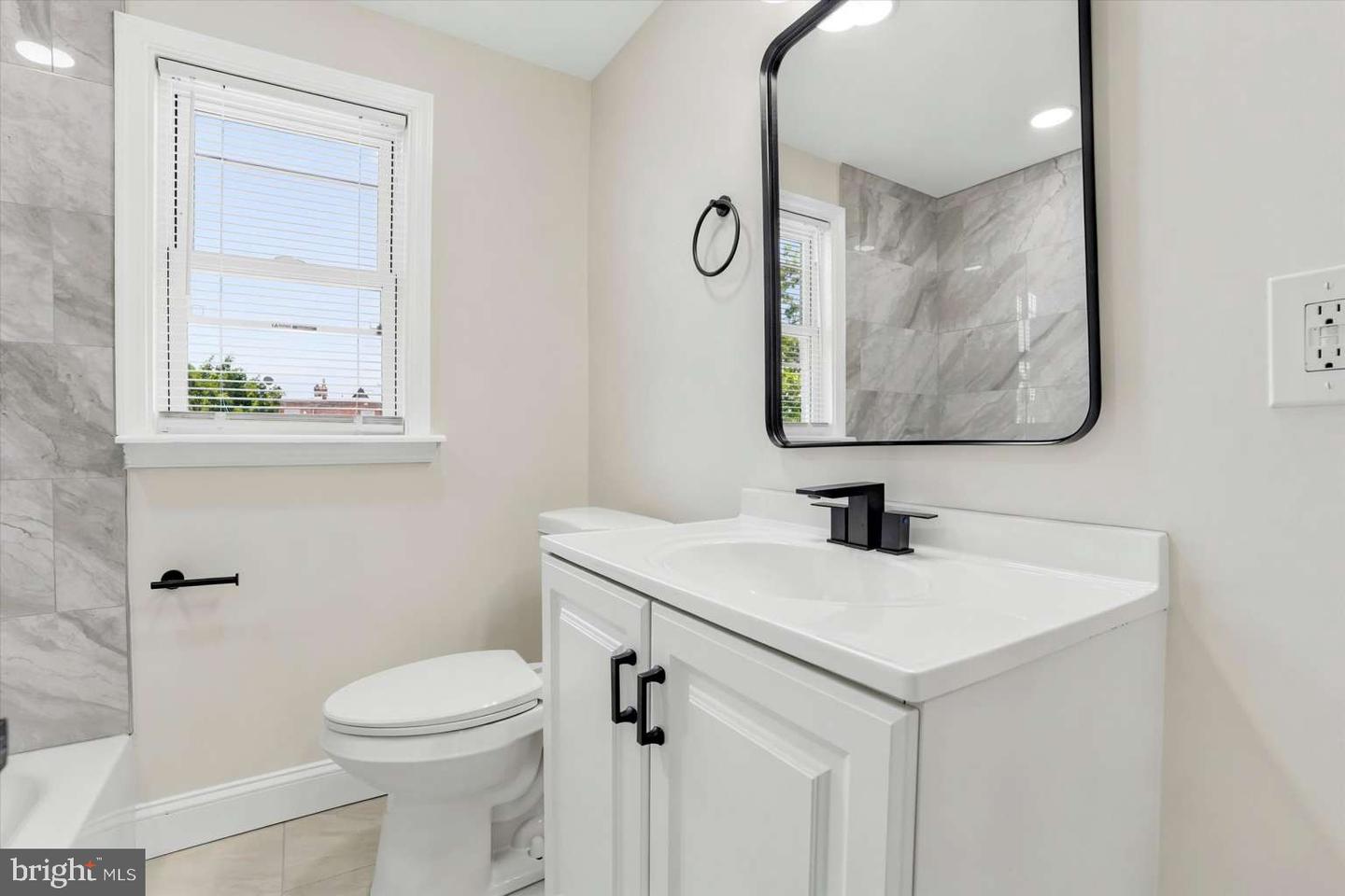7417 Ditman St Property Photo 28
