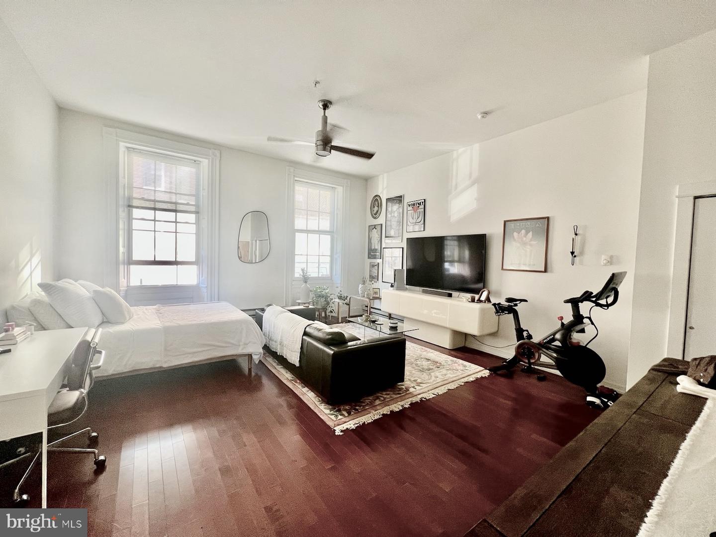 1300 SPRUCE ST #2B Property Photo 1