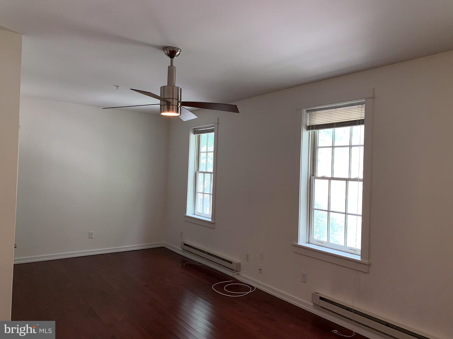 1300 Spruce St #2b Property Photo 8