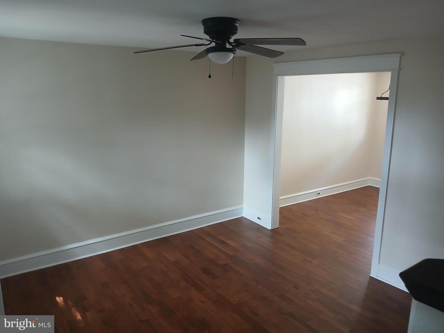 3423 Barclay St Property Photo 7