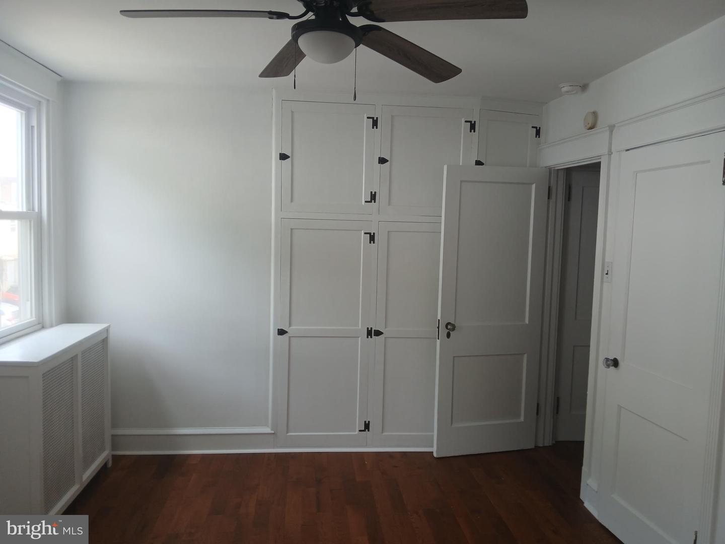 3423 Barclay St Property Photo 11