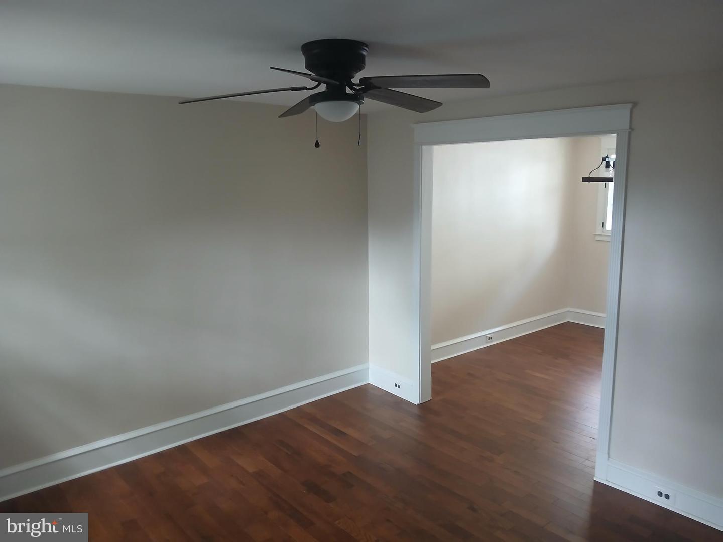 3423 Barclay St Property Photo 12