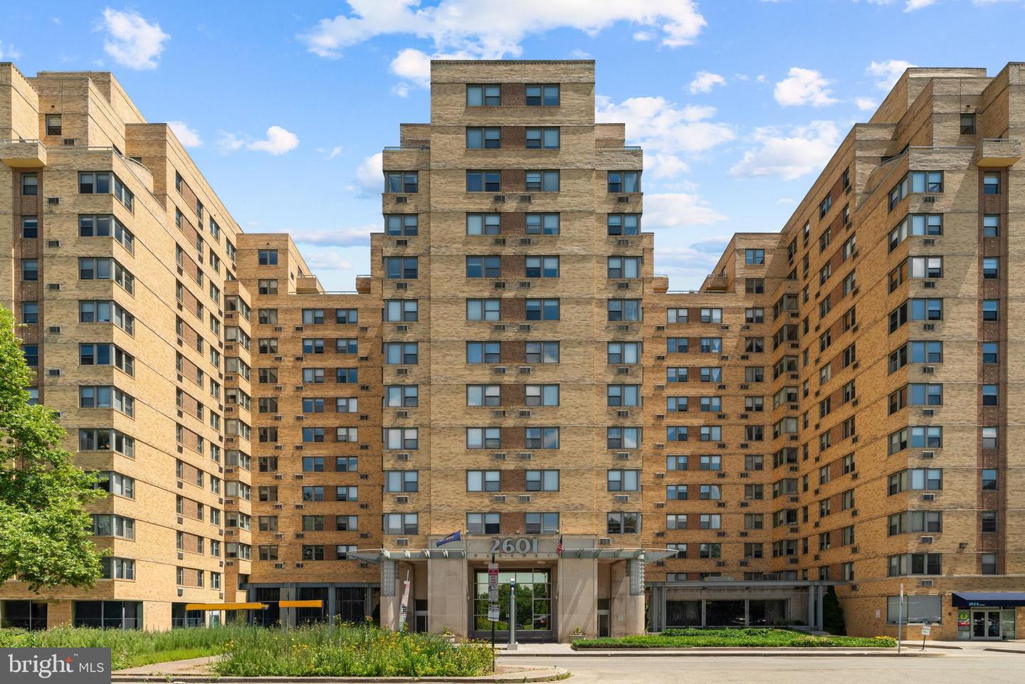 2601-00 PENNSYLVANIA AVE #106 Property Photo 1