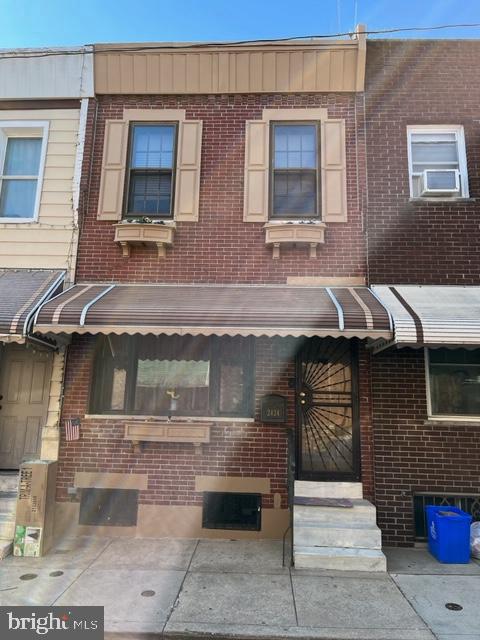 2424 S SARTAIN ST Property Photo 1