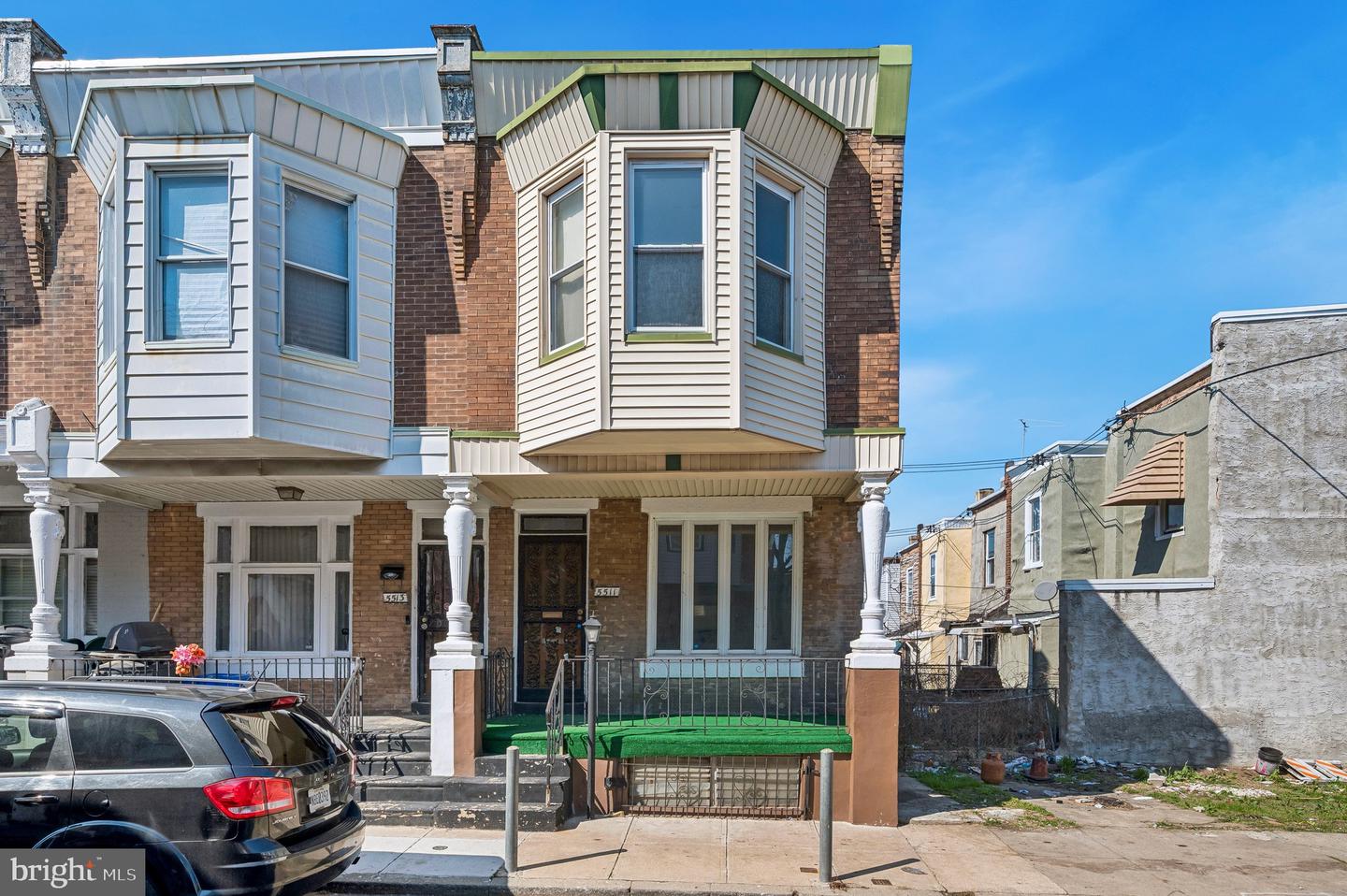 5511 HARMER ST Property Photo 1