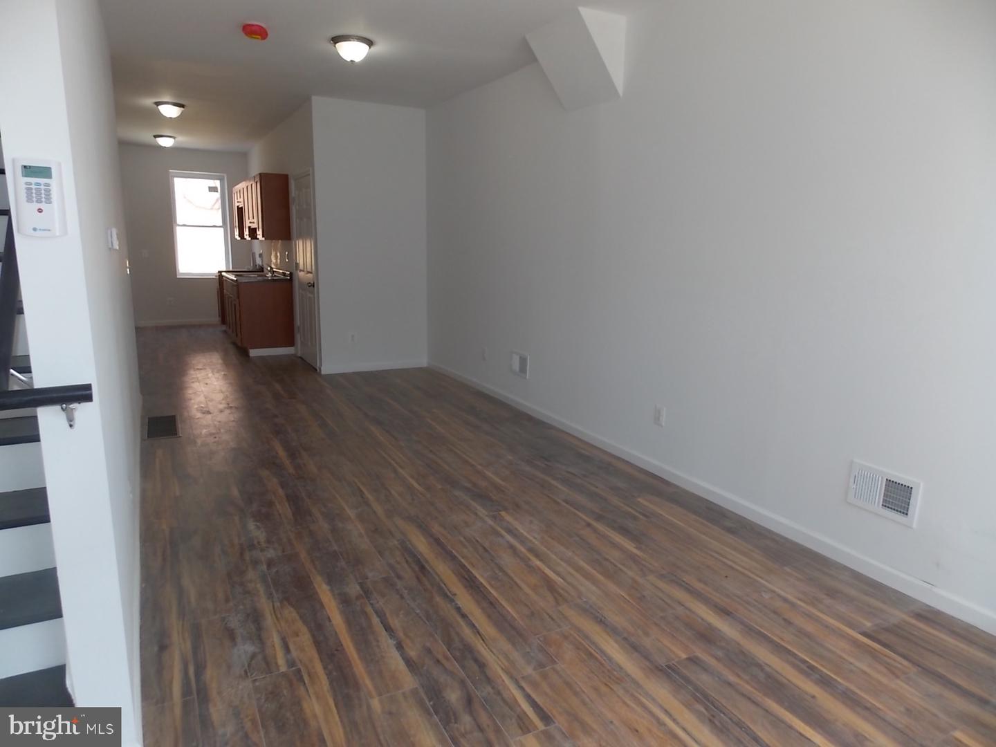 4521 Westminster Ave Property Photo 2