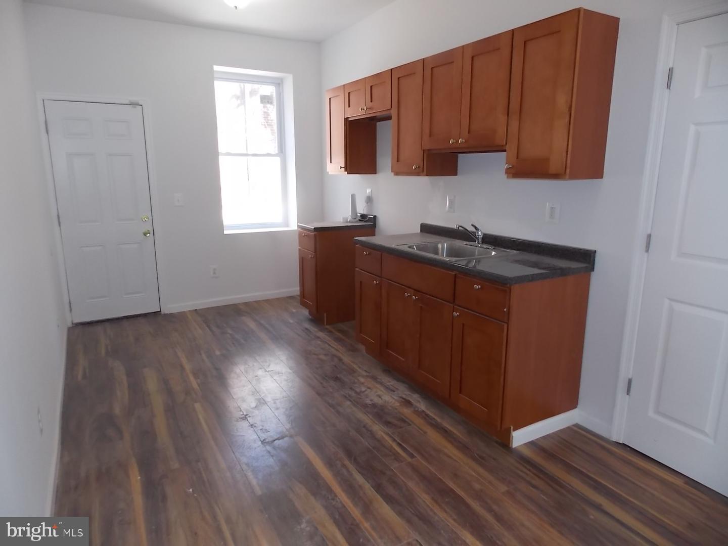4521 Westminster Ave Property Photo 5