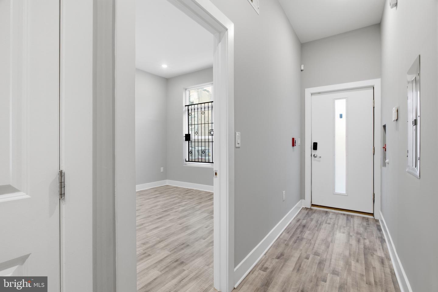 2500 N Mascher St #2 Property Photo 5