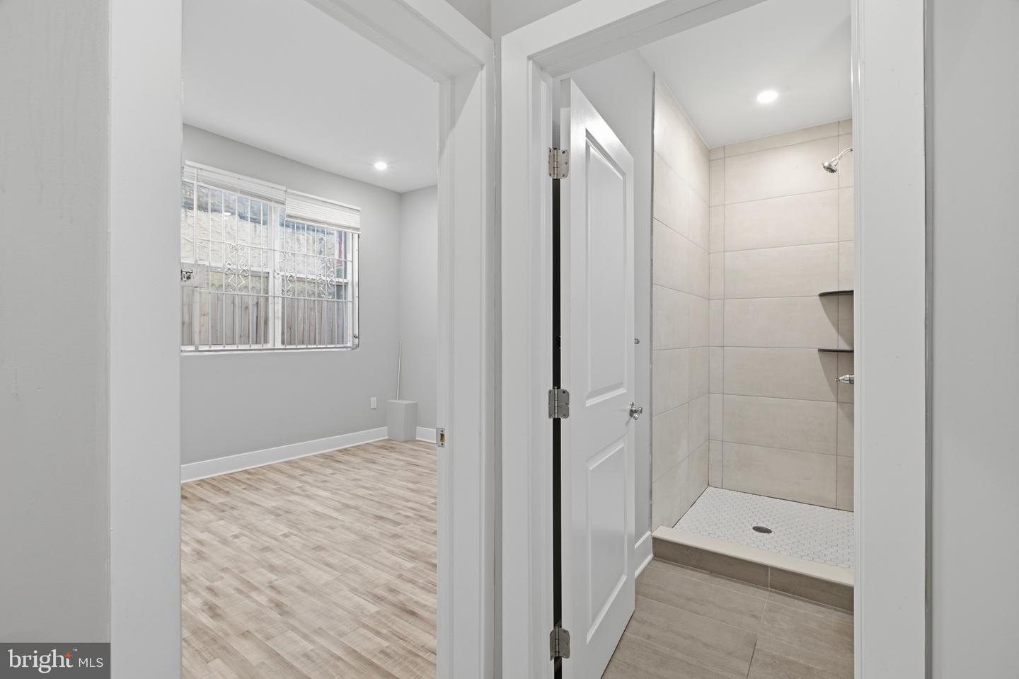2500 N Mascher St #2 Property Photo 8